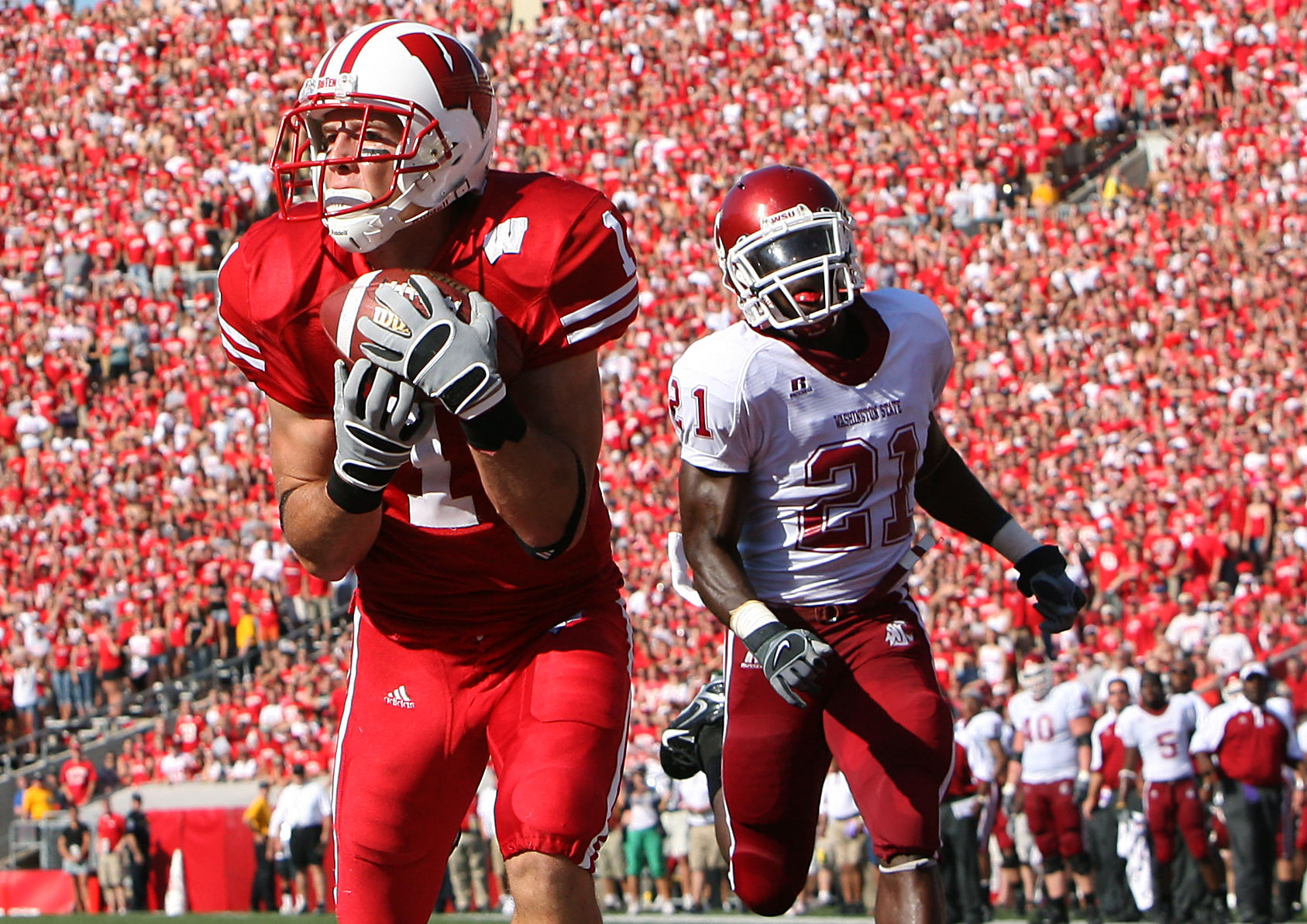 No. 9 (tie): 2007 — Wisconsin vs. Washington State, 42-21